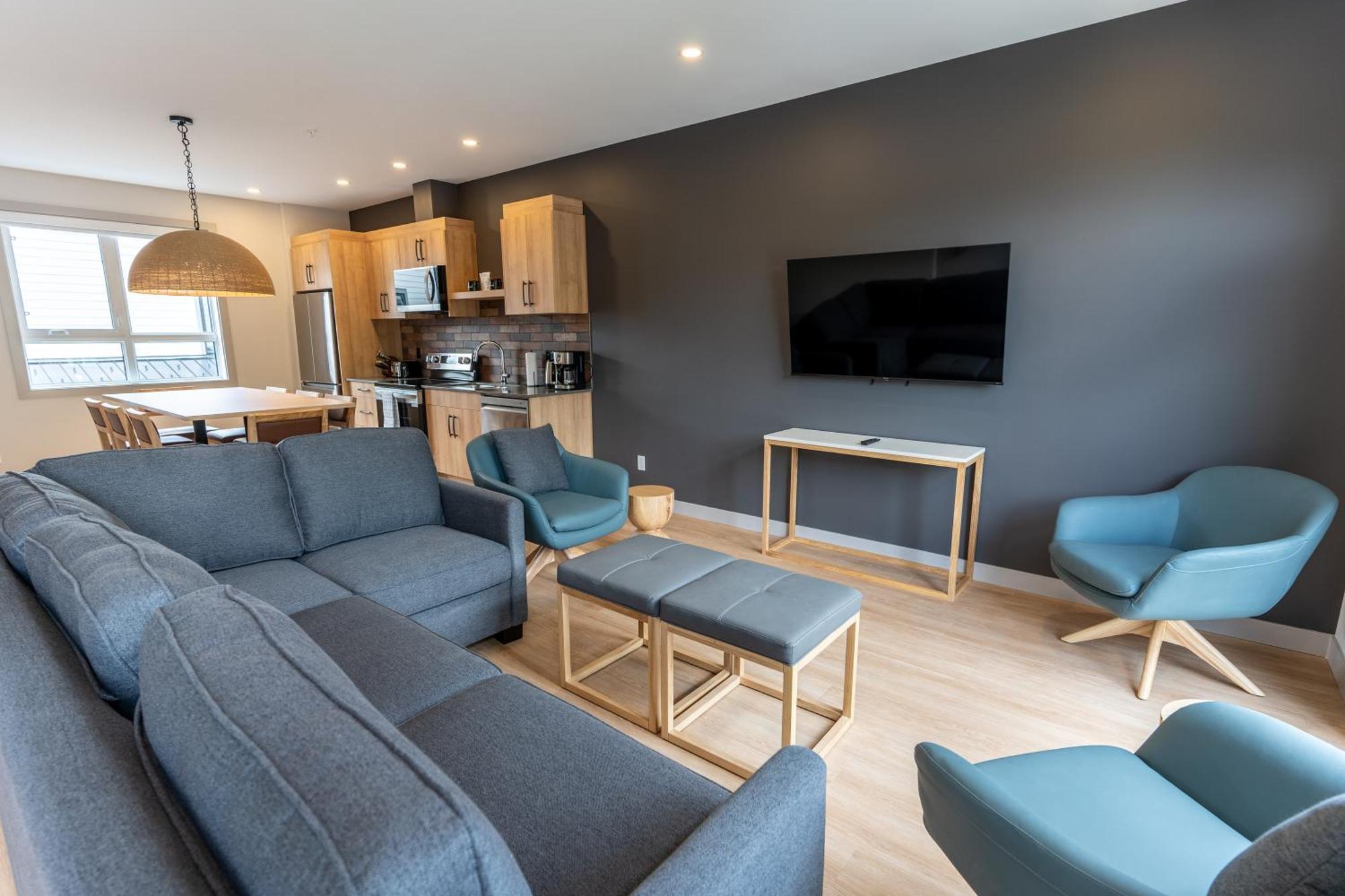 Basecamp Suites ريفيلستوك المظهر الخارجي الصورة