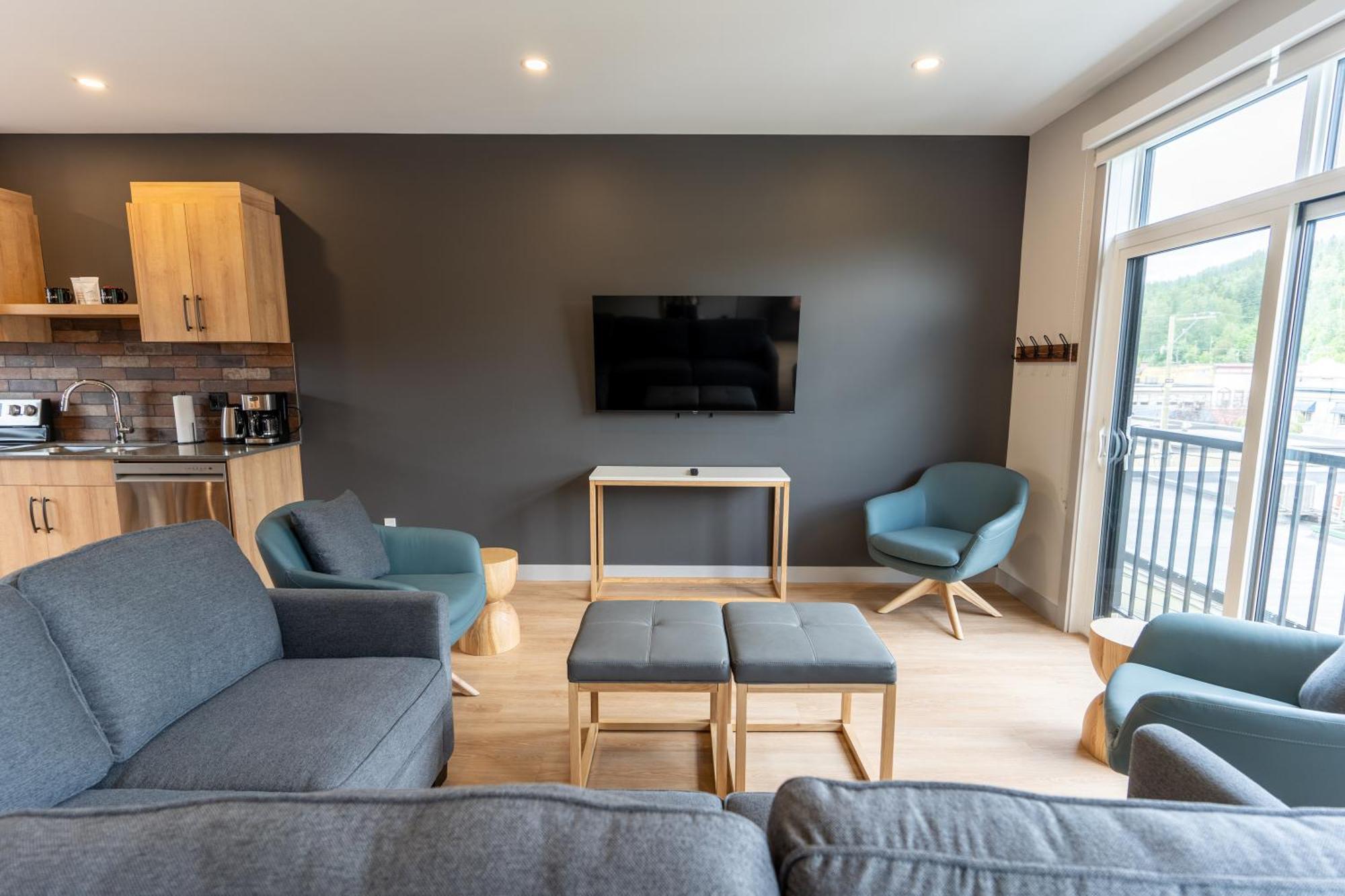 Basecamp Suites ريفيلستوك الغرفة الصورة