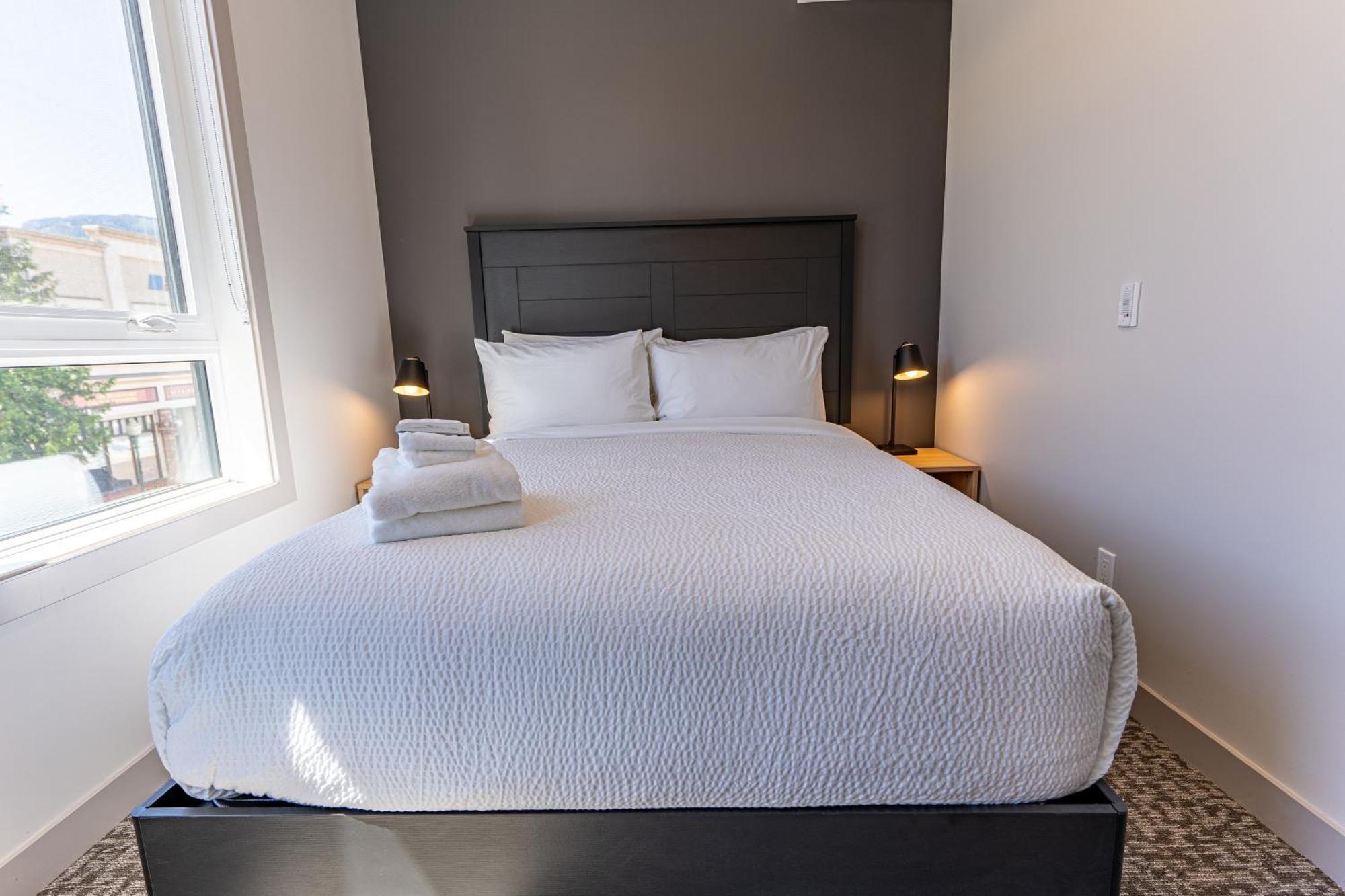 Basecamp Suites ريفيلستوك الغرفة الصورة