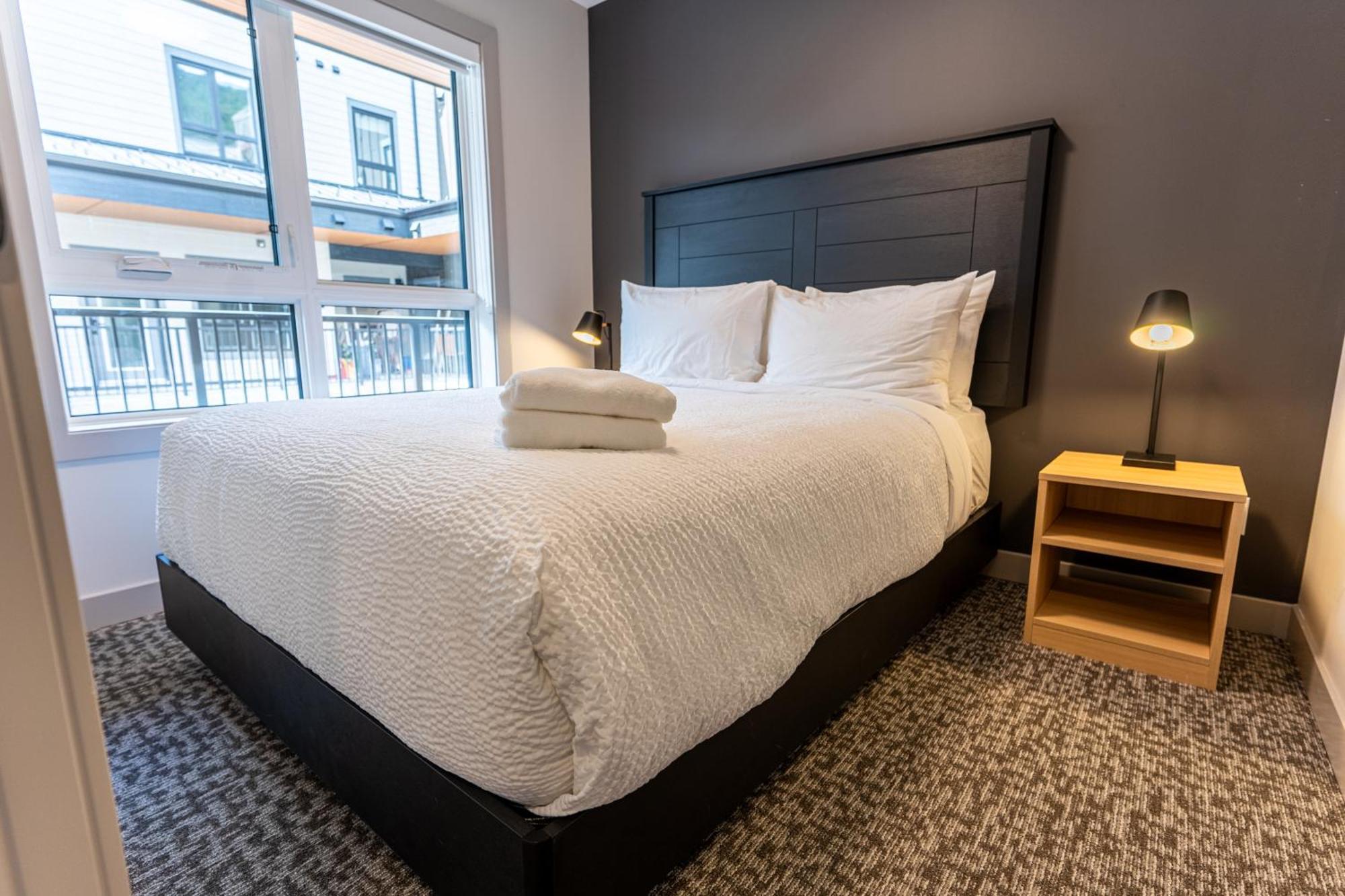 Basecamp Suites ريفيلستوك الغرفة الصورة